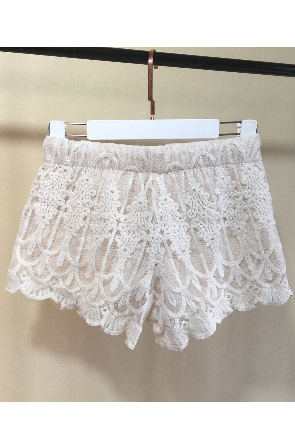 Women Embroidered Lace Breathable Solid Colored Short