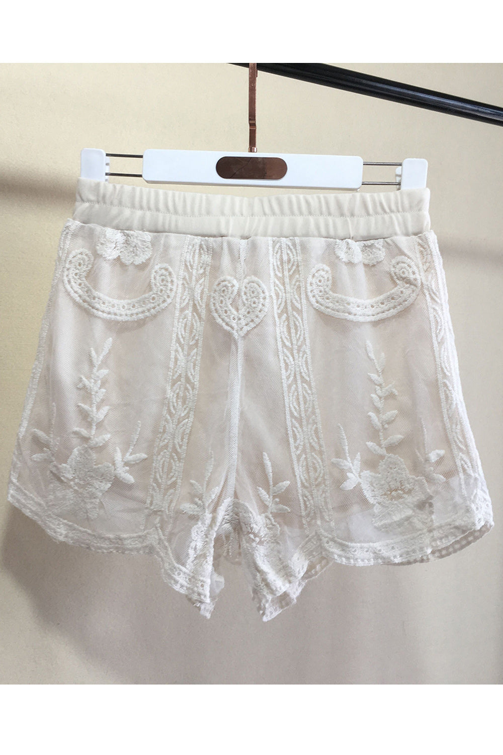 Women Embroidered Elastic Waistline Summer Fashion Short