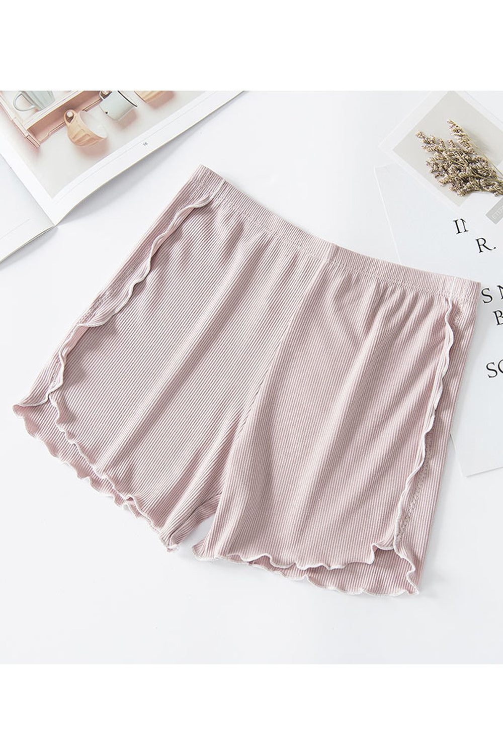Women Fashion Ruffle Trim Vertical Striped Summer Short