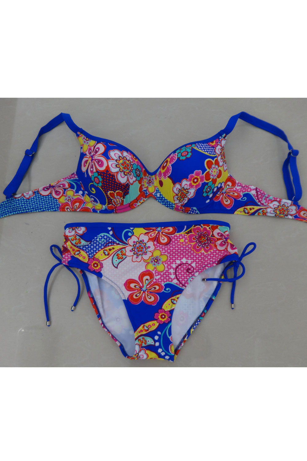 Women Comfortable Tie Neck Summer Beach Swimsuit Set