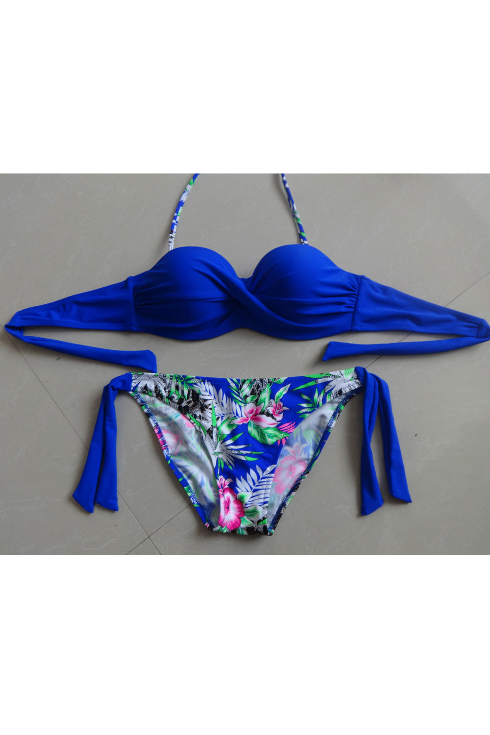 Women Padded Cup Halter Floral Print Two Piece Swimsuit