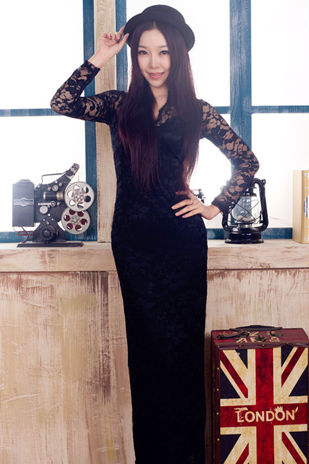 Womens V-Neck Long-Sleeved Full Length Dress Black