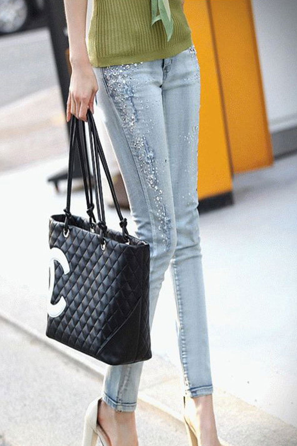 Women Beads Attached Stylish Jeans