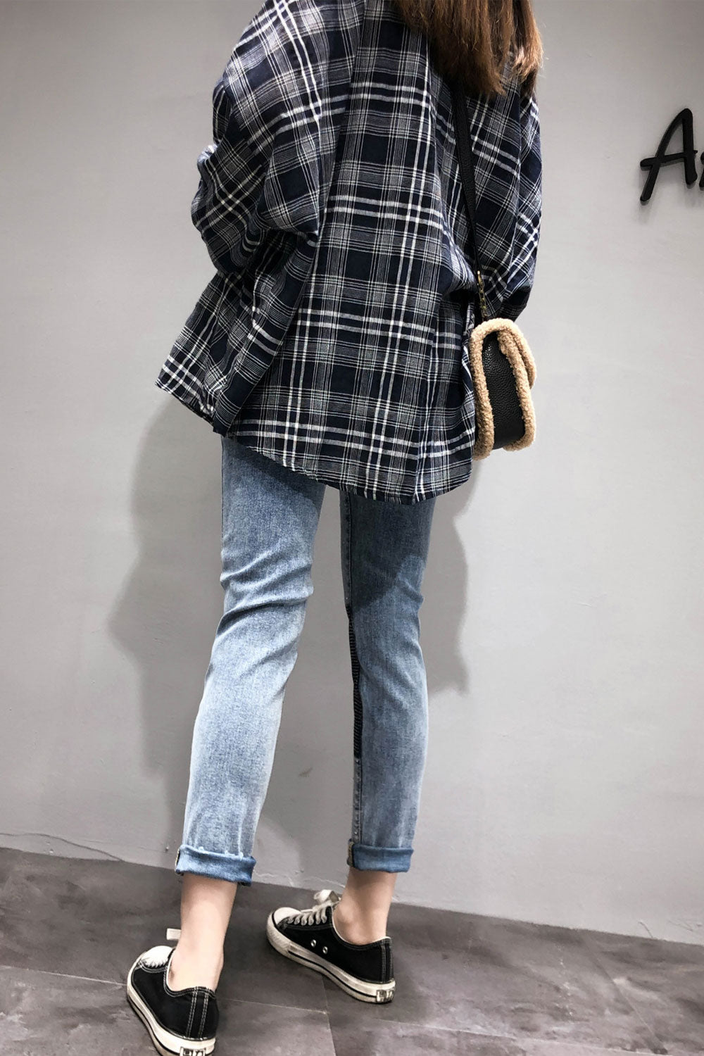 Women Two Colours Square Shape Jeans