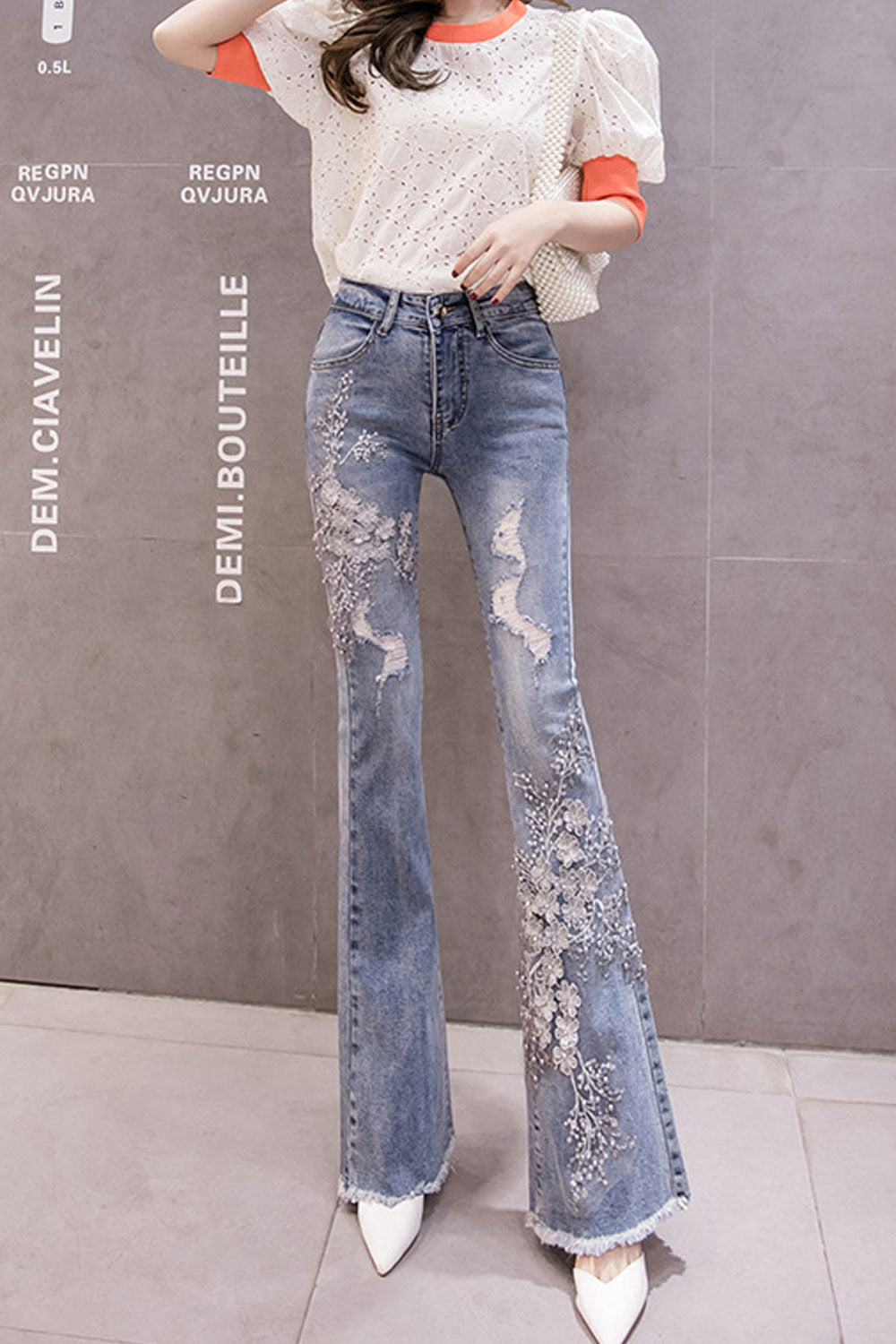Women Pearl Flower Lace Design Jeans