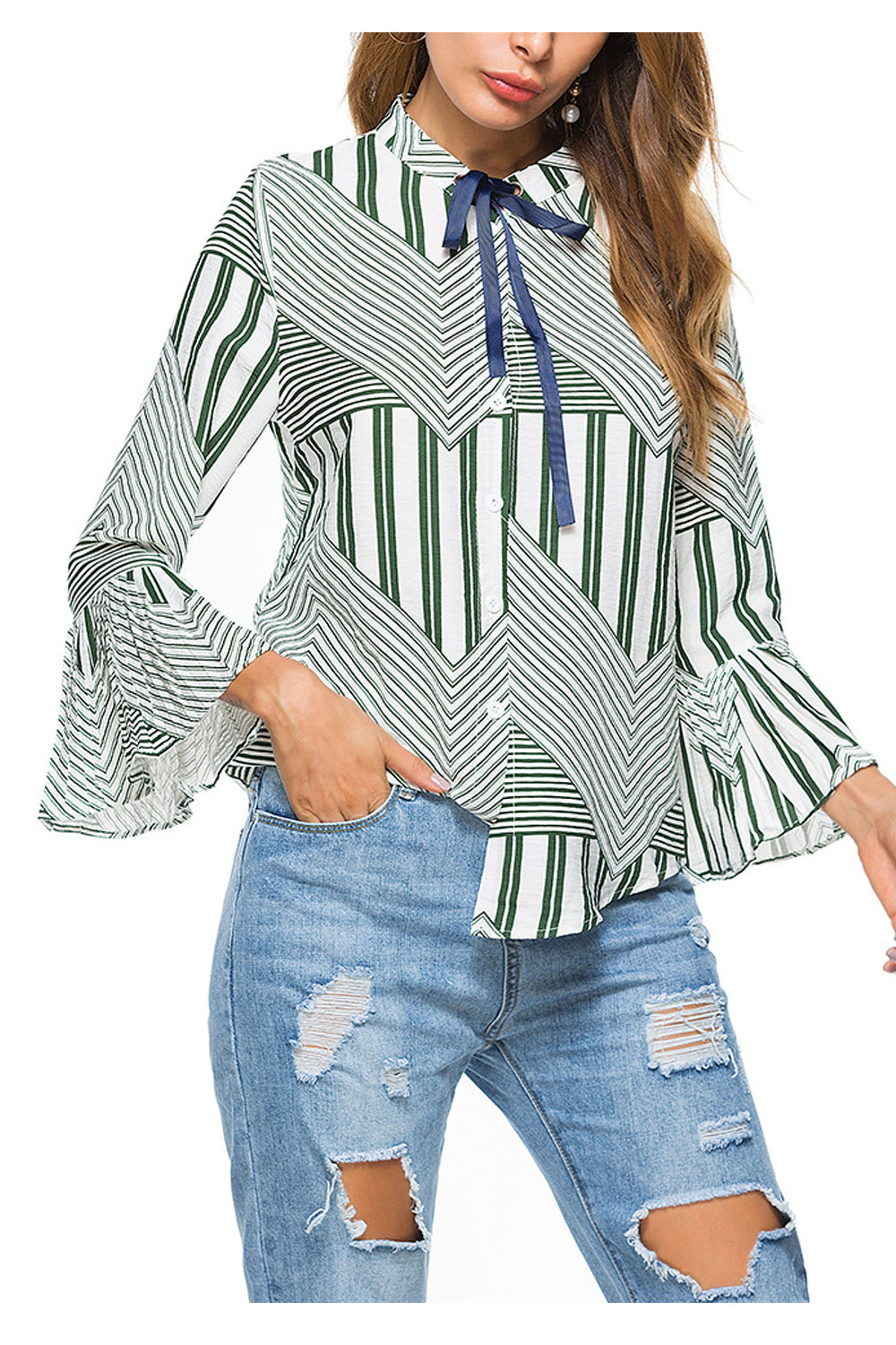 Women Pleated Pattern Cuff Sleeve Button Closure Shirt
