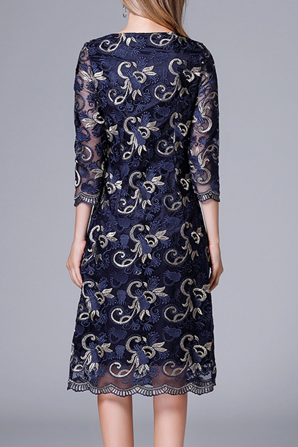 Woomen Beautiful Embroidered Short Sleeve Slim Fit Dress