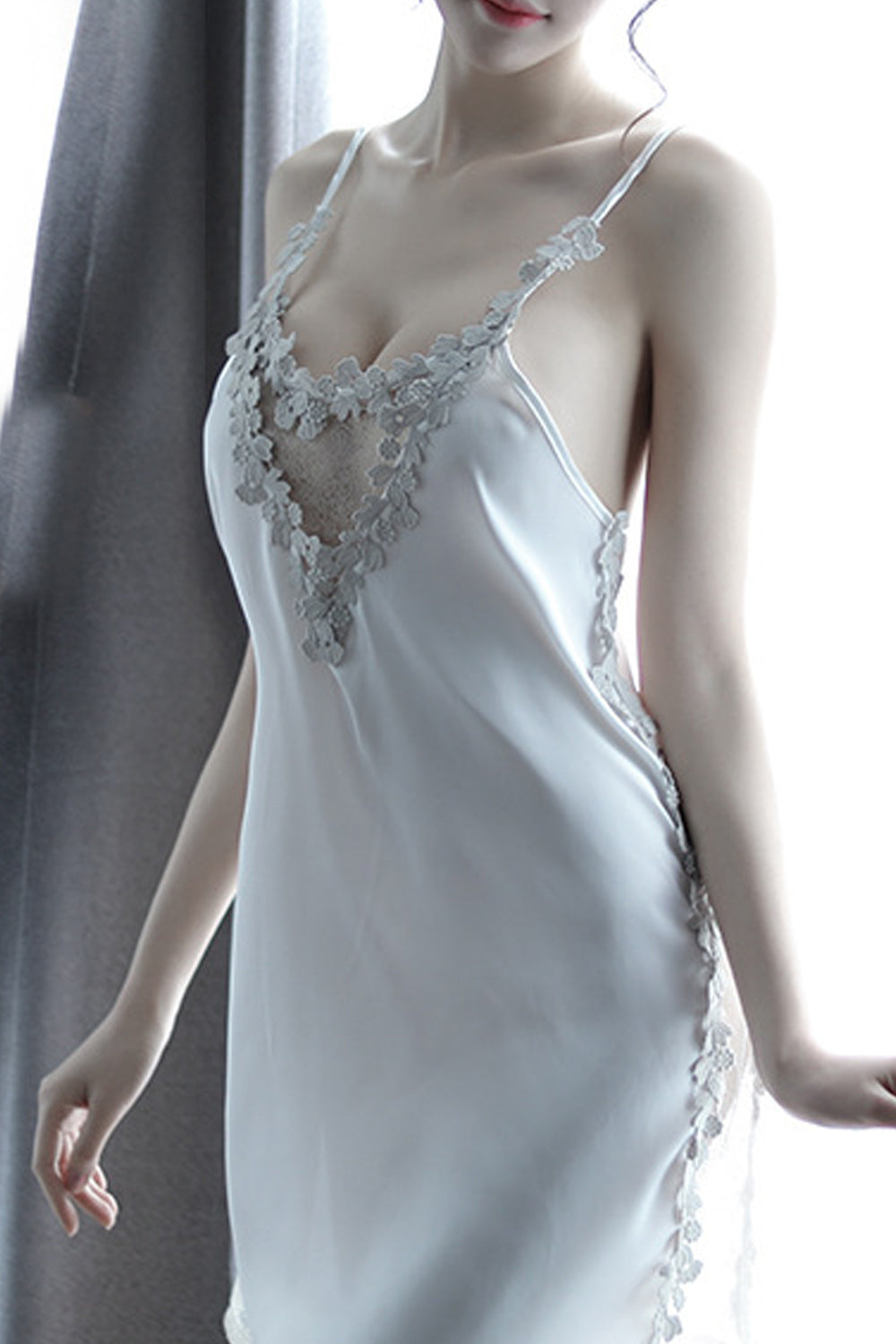 Women Silk Solid Pattern Lace Decorated Lingerie