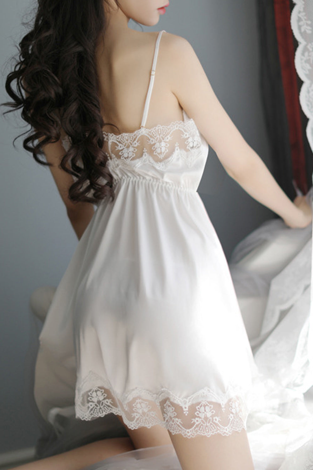 Women Classy Solid Pattern Strap Neck Loose Fit Ligerie