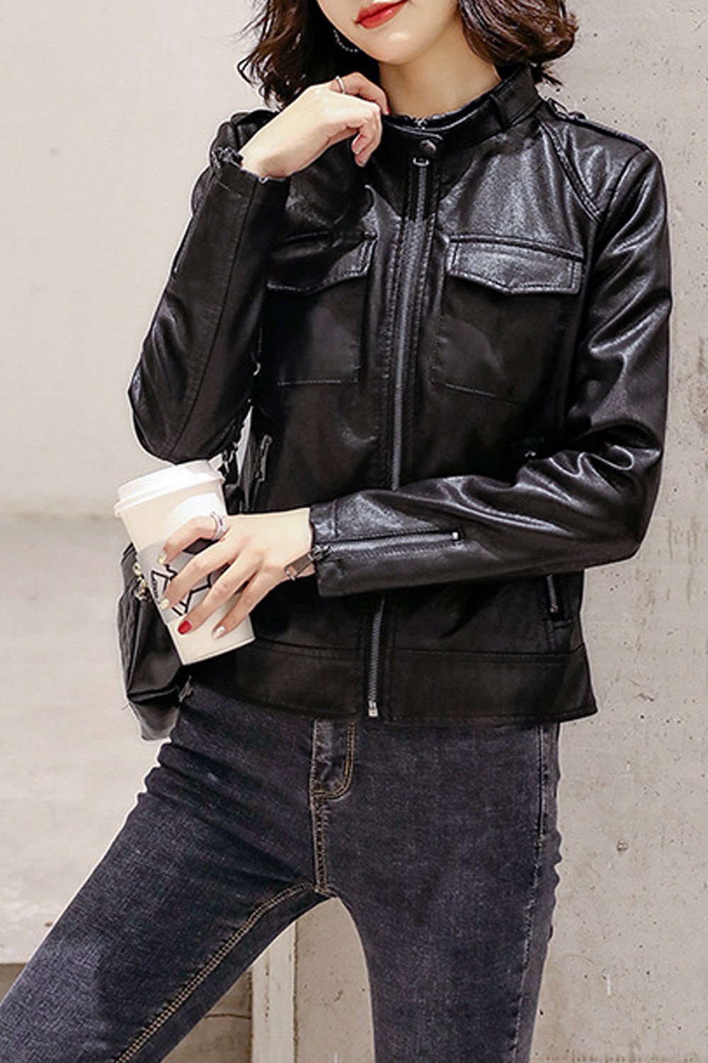 Women Slim Fit Zipper Closure Long Sleeve Fashionable Leather Jacket