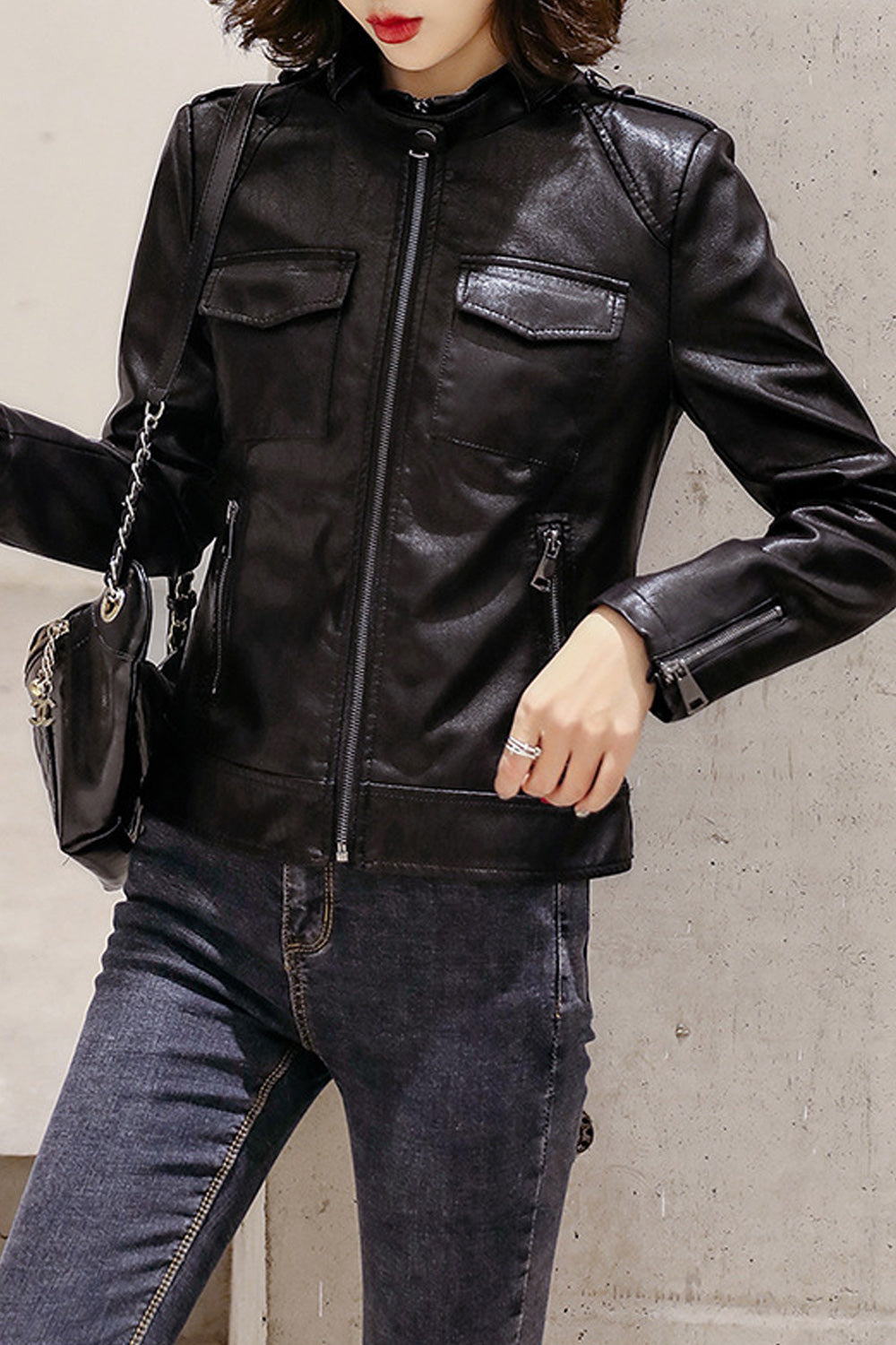 Women Slim Fit Zipper Closure Long Sleeve Fashionable Leather Jacket