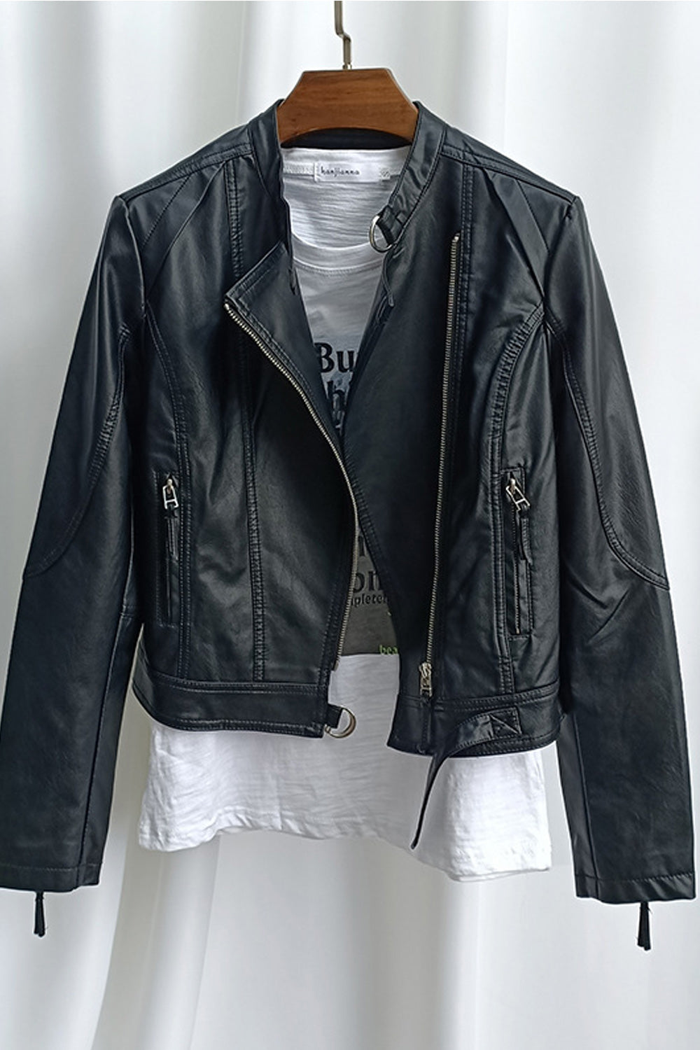 Women Regular Fit Fashionable Trendy Zipper Pocket Styled Leather Jacket