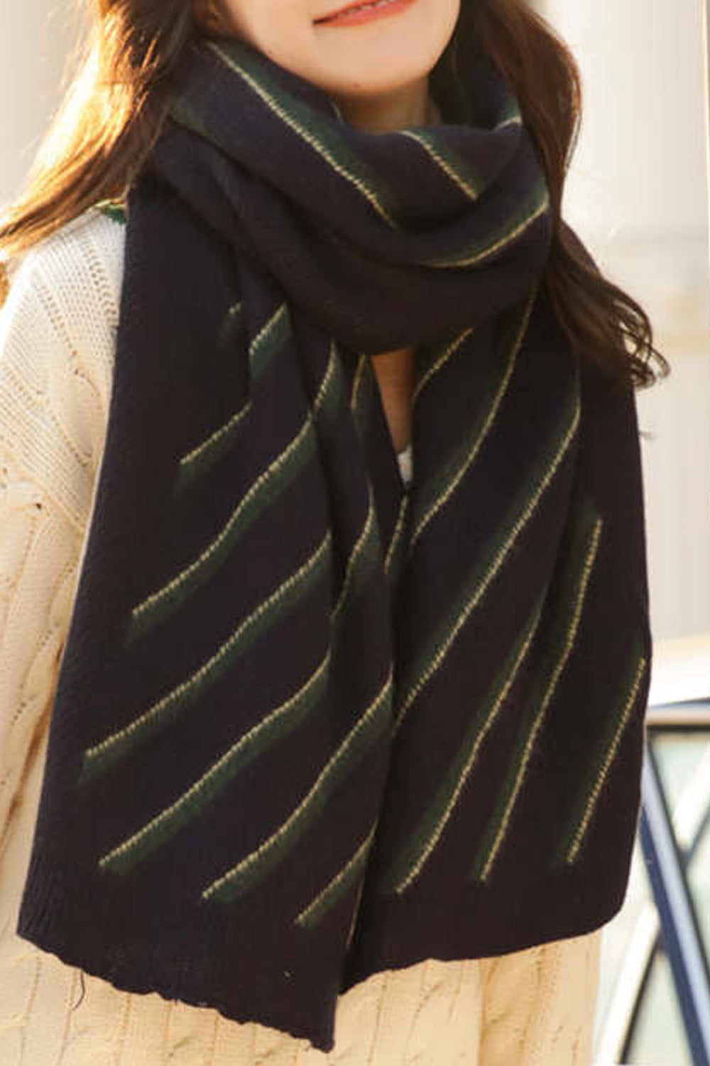 Women Striped Pattern Comfortable Stylish Autumn Muffler