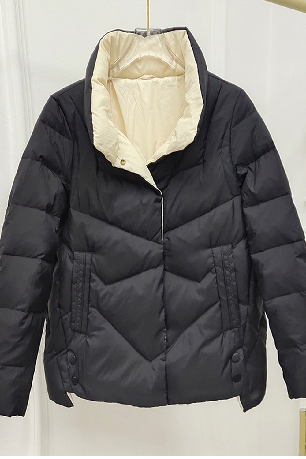 Women Fashionable Stand Collar Solid Pattern Elegant Padded Jacket