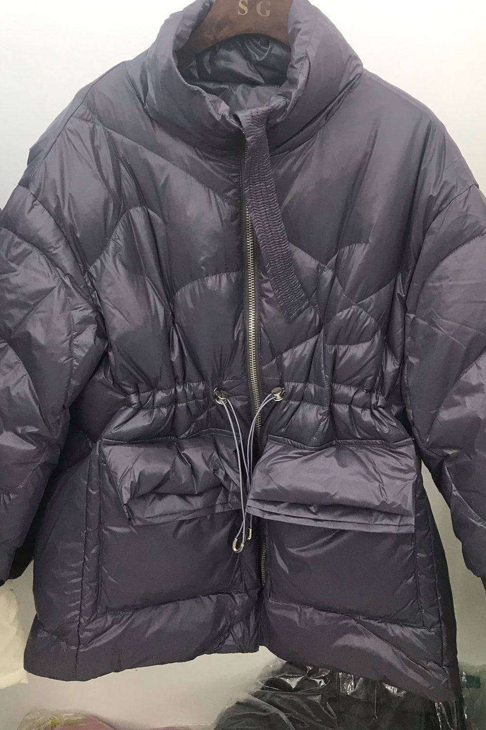 Women Pocket Styled Stand Up Collar Long Sleeve Convenient Padded Jacket