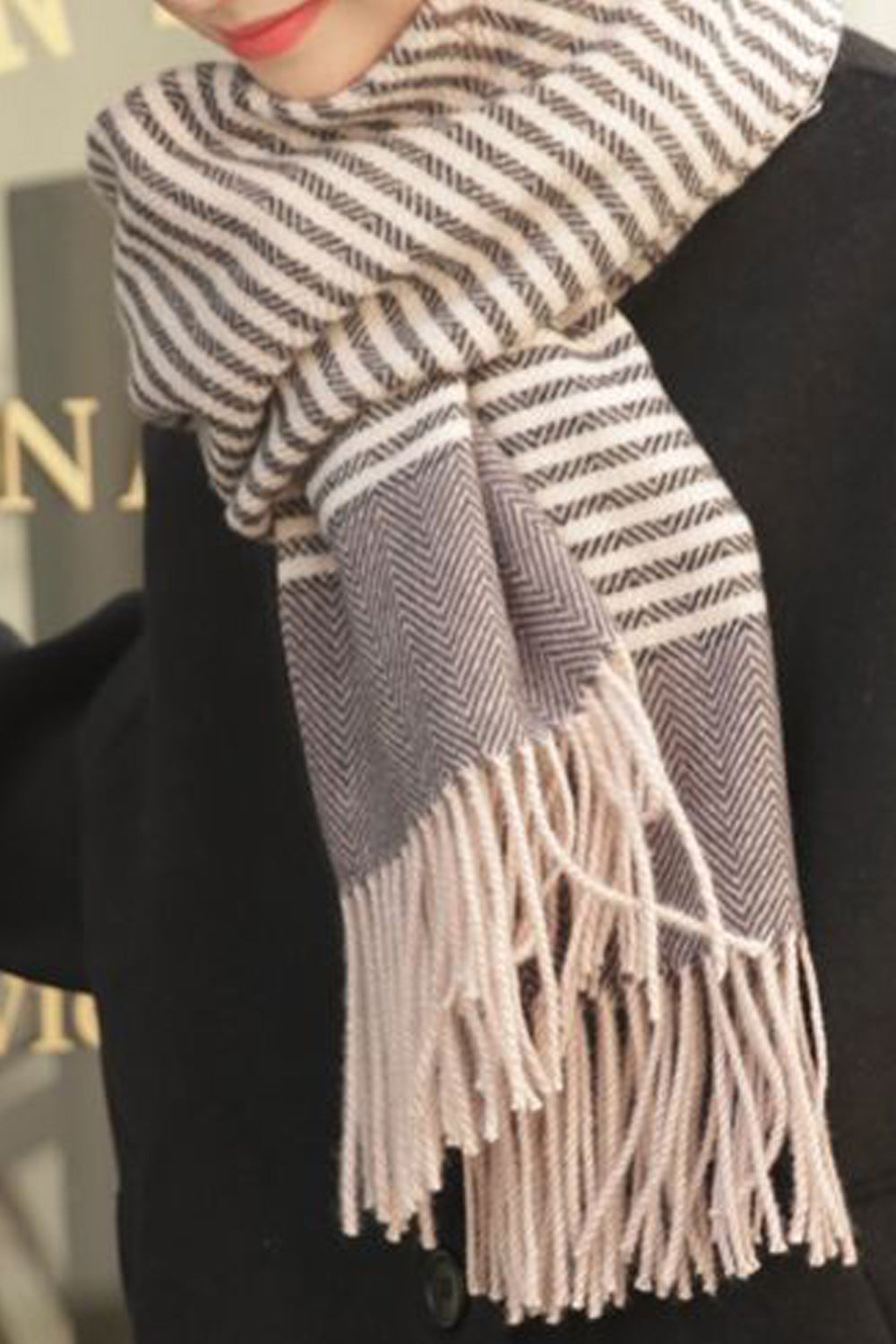 Women Cozy Fashionable Tassel Decoration Casual Muffler