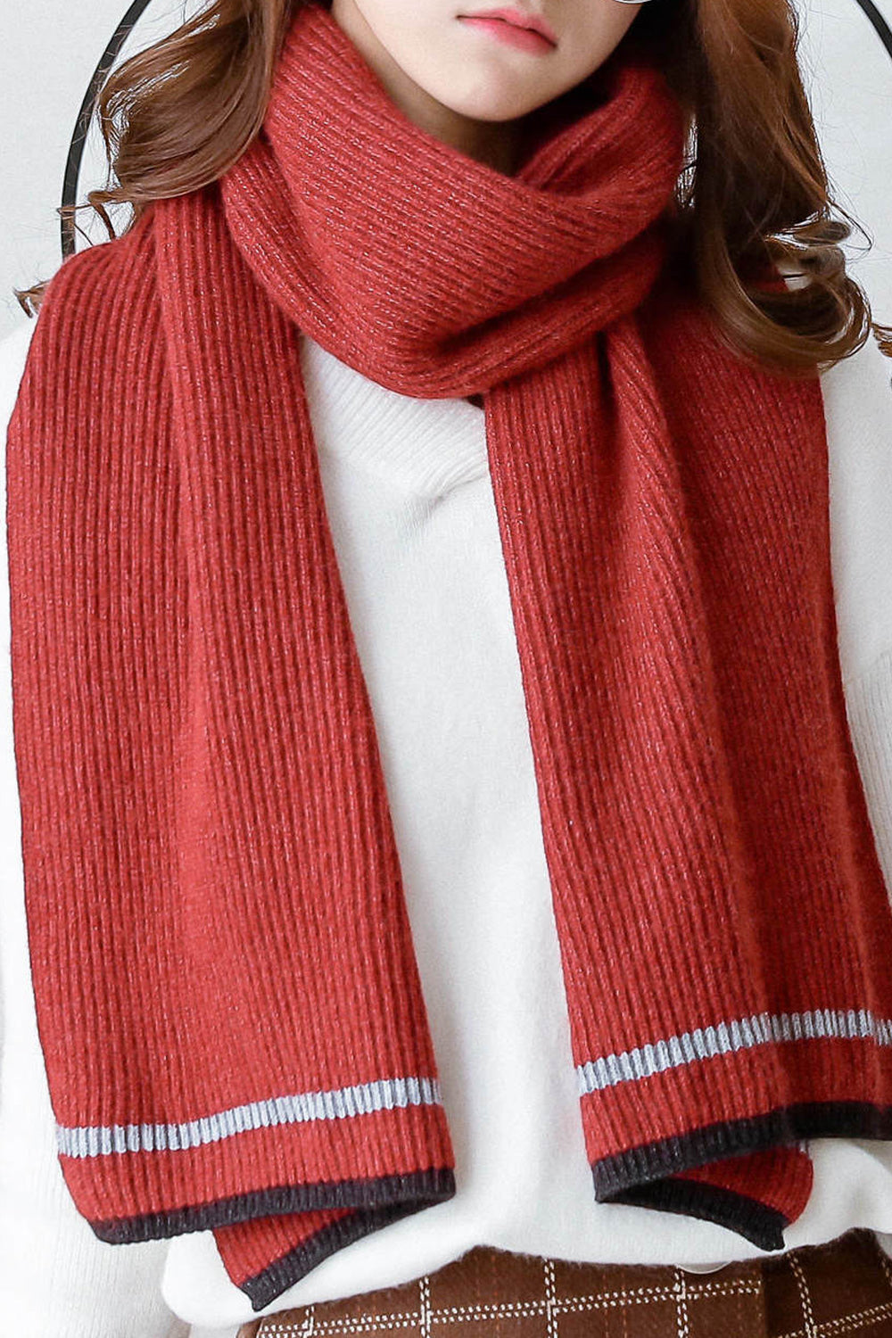 Women Soft Convenient Solid Colored Stripe Pattern Muffler