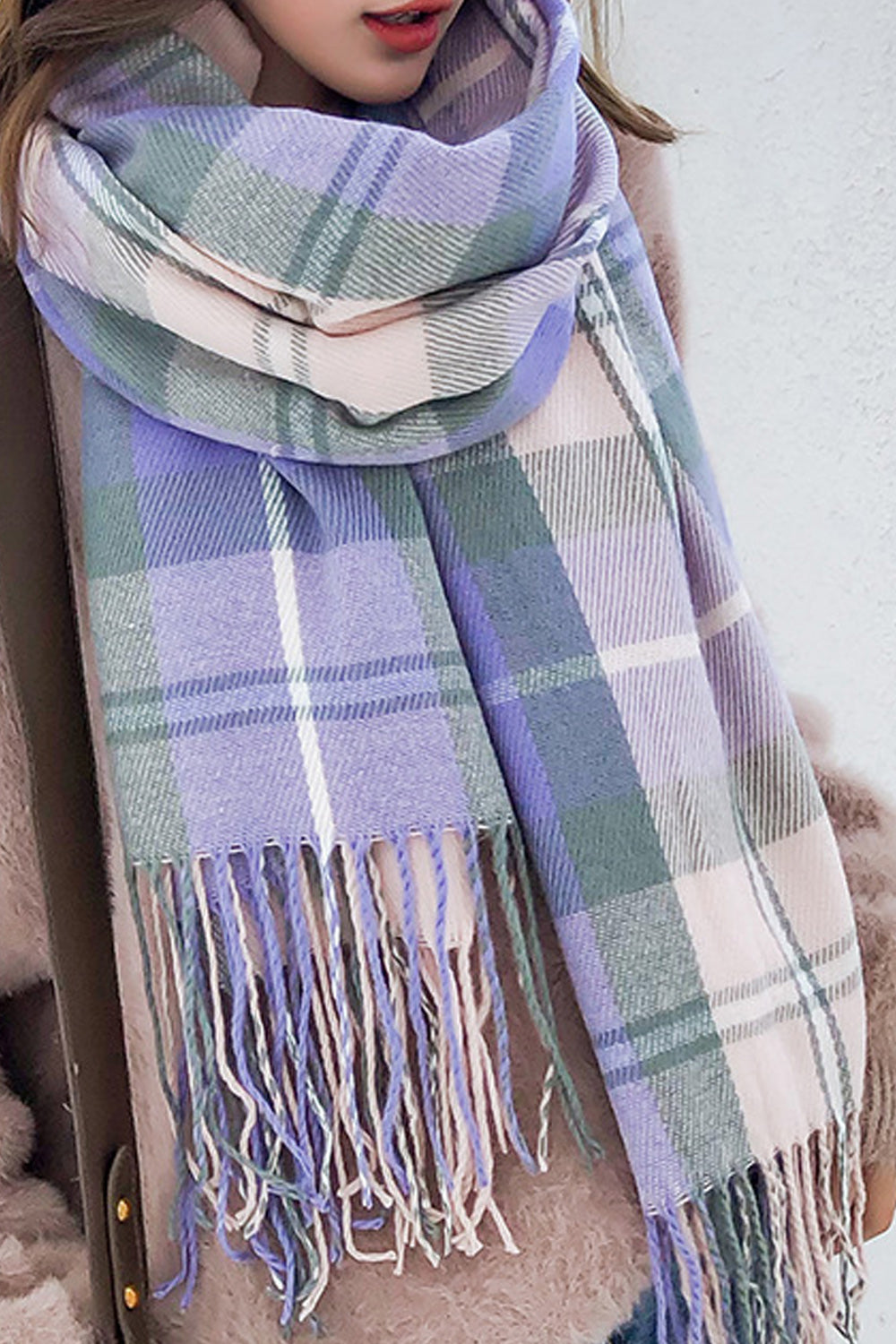 Women Fashionable Plaid Style Easy Casual Muffler