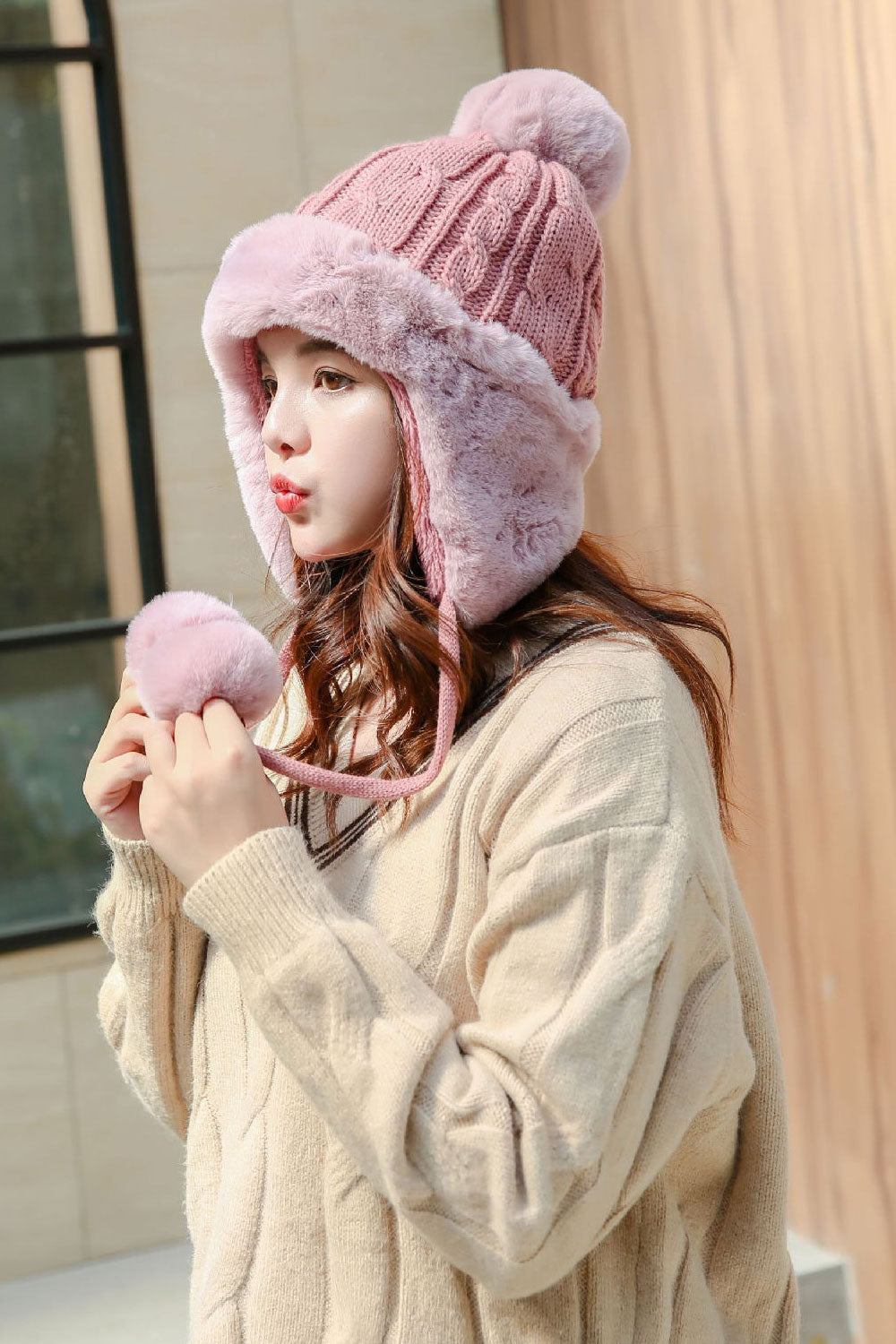 Women Trendy Hairball Strap Warm Knitted Hat