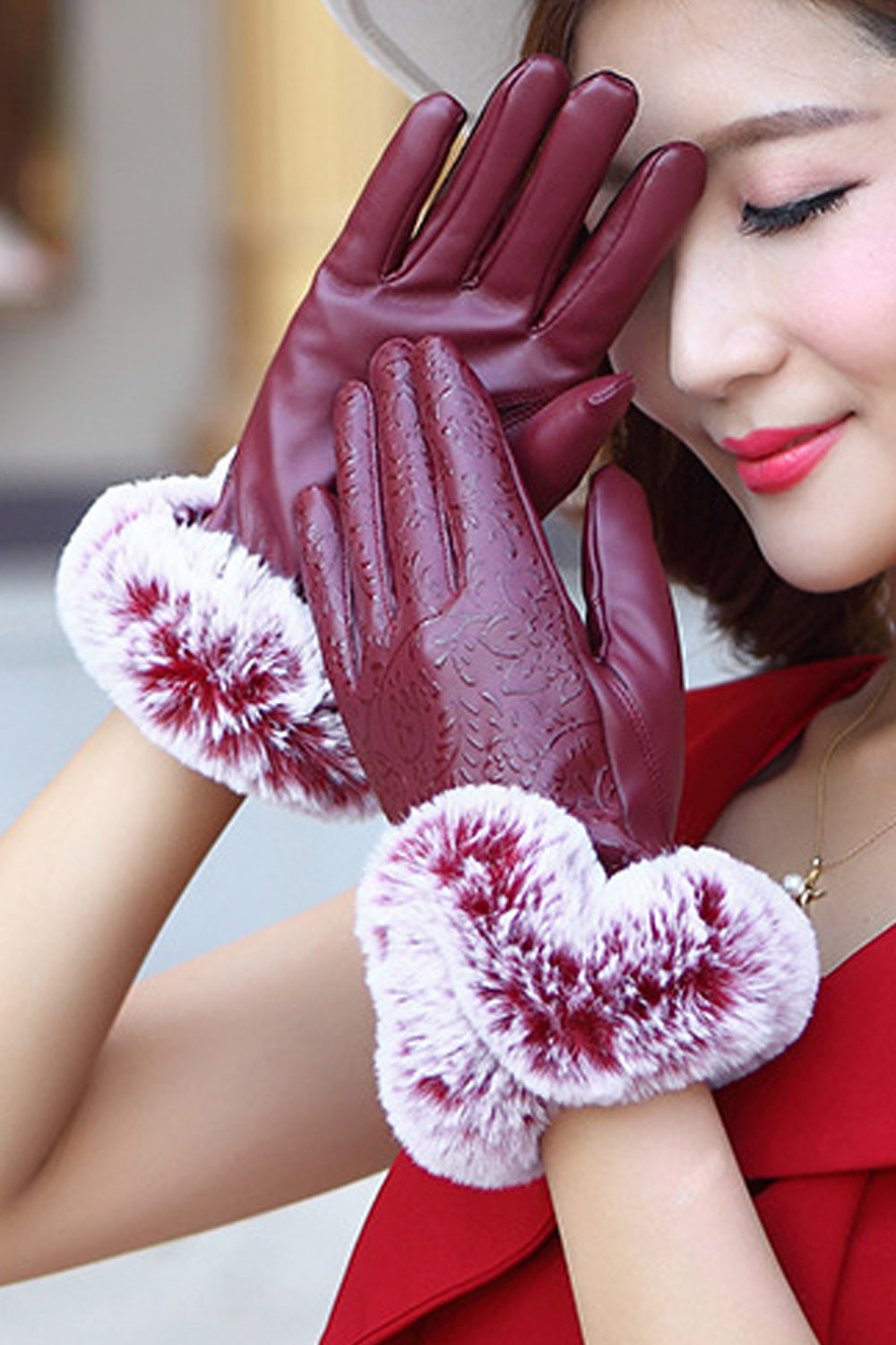 Women Fleece Ball Thick & Warm PU Gloves