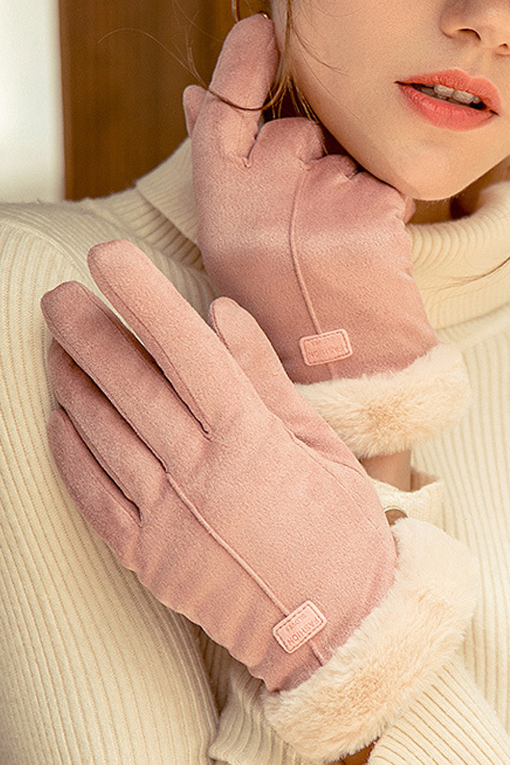 Women Magnificent Warm Casual Winter Season Suede Gloves