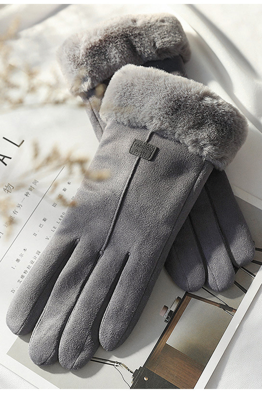 Women Magnificent Warm Casual Winter Season Suede Gloves