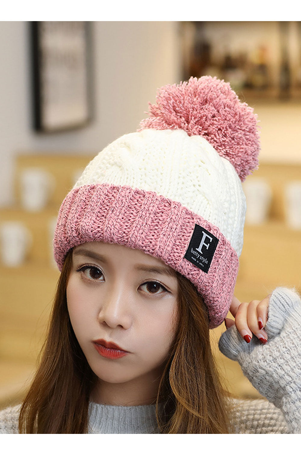 Women Ear Protection Windproof Hairball Decorated Knitted Hat