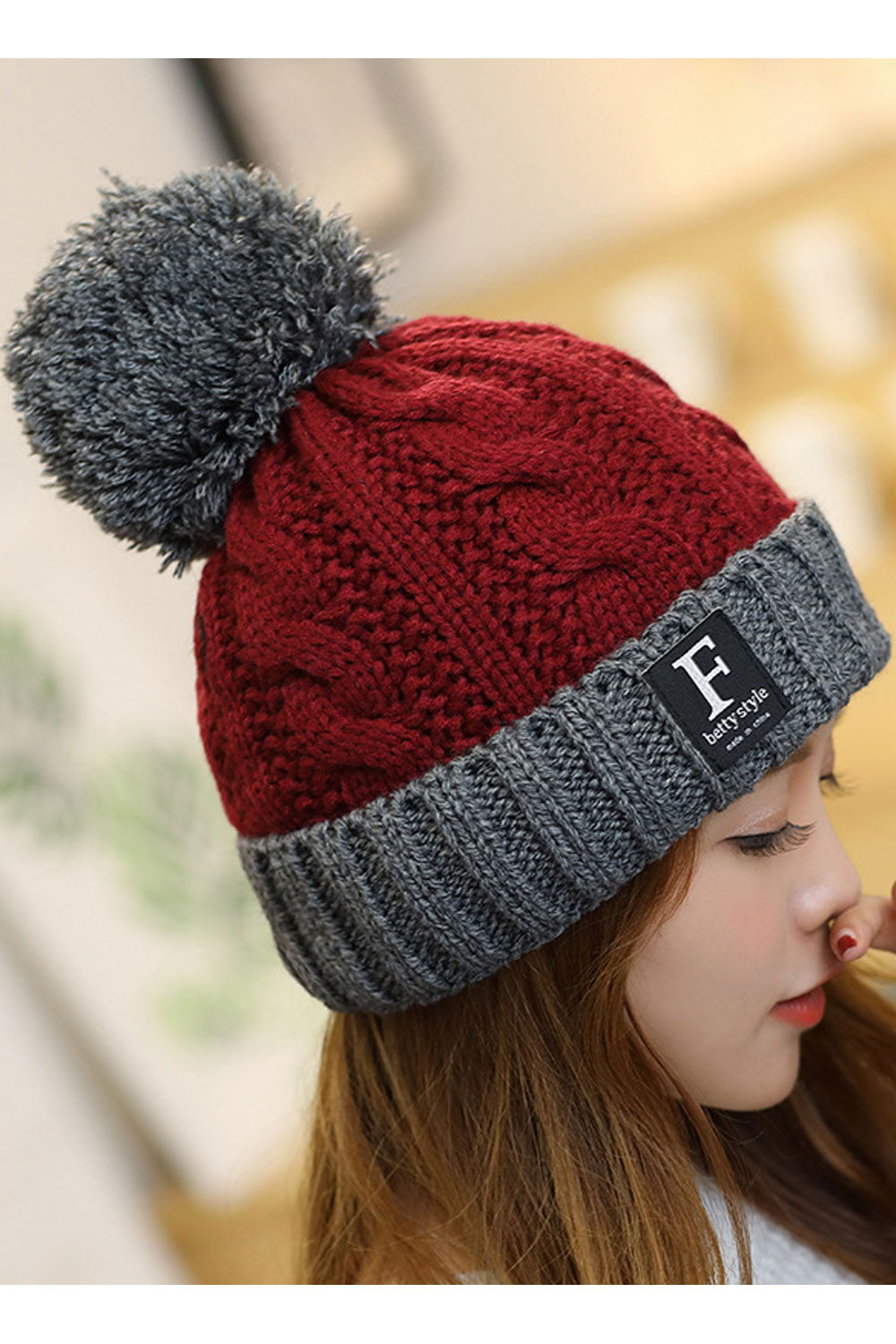 Women Ear Protection Windproof Hairball Decorated Knitted Hat