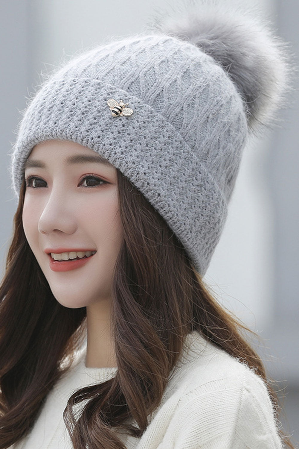 Women Solid Pattern Warm Hair Ball Decorated Cute Knitted Hat