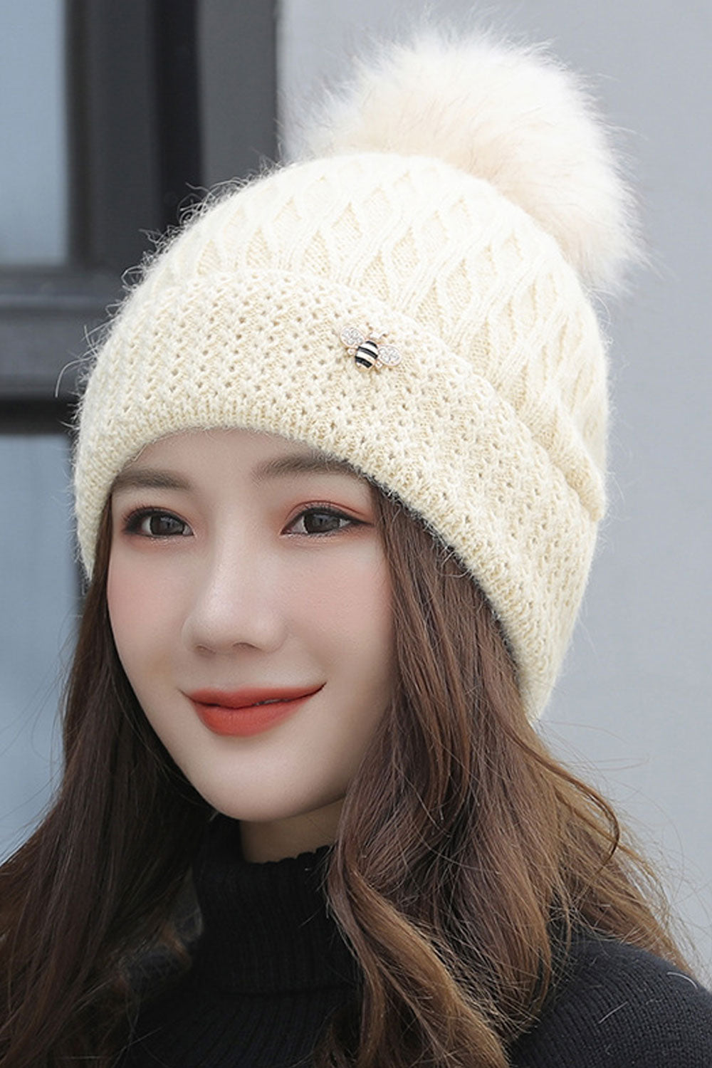 Women Solid Pattern Warm Hair Ball Decorated Cute Knitted Hat