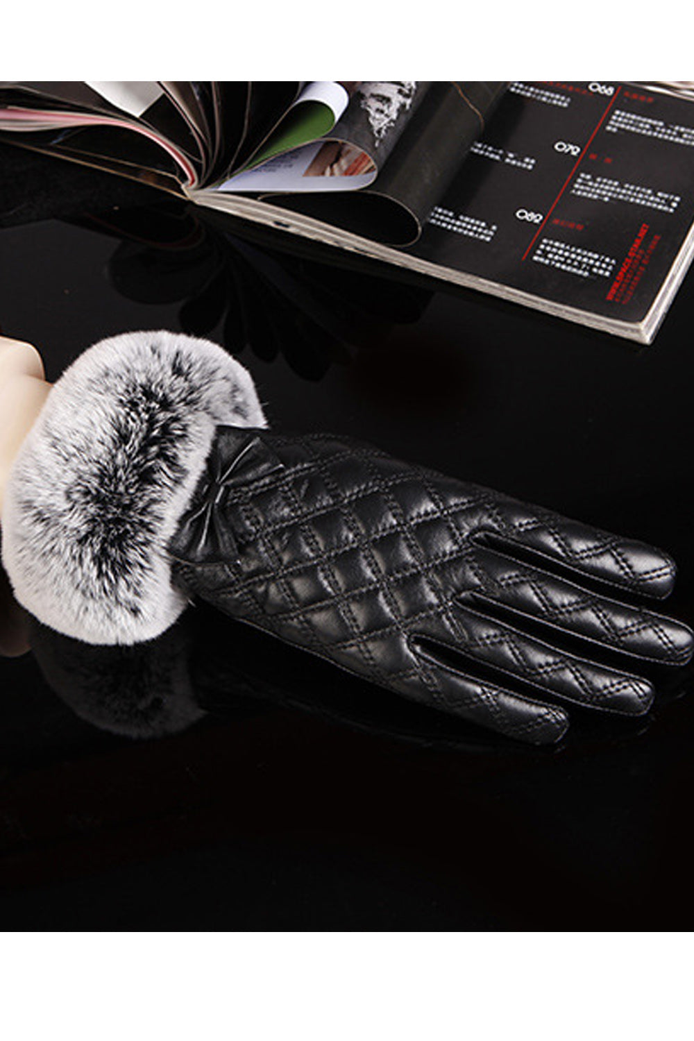 Women Thick Lattice Pattern Touch Screen Leather Gloves