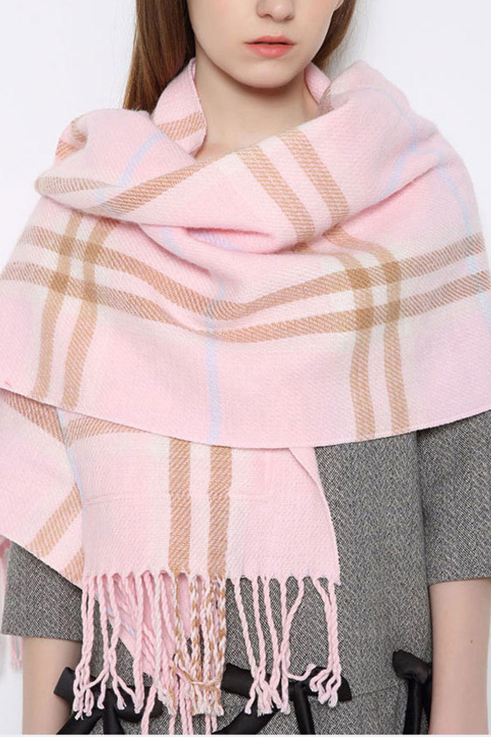 Women Tassel Hem Beautiful Plaid Style Fashionable Shawl