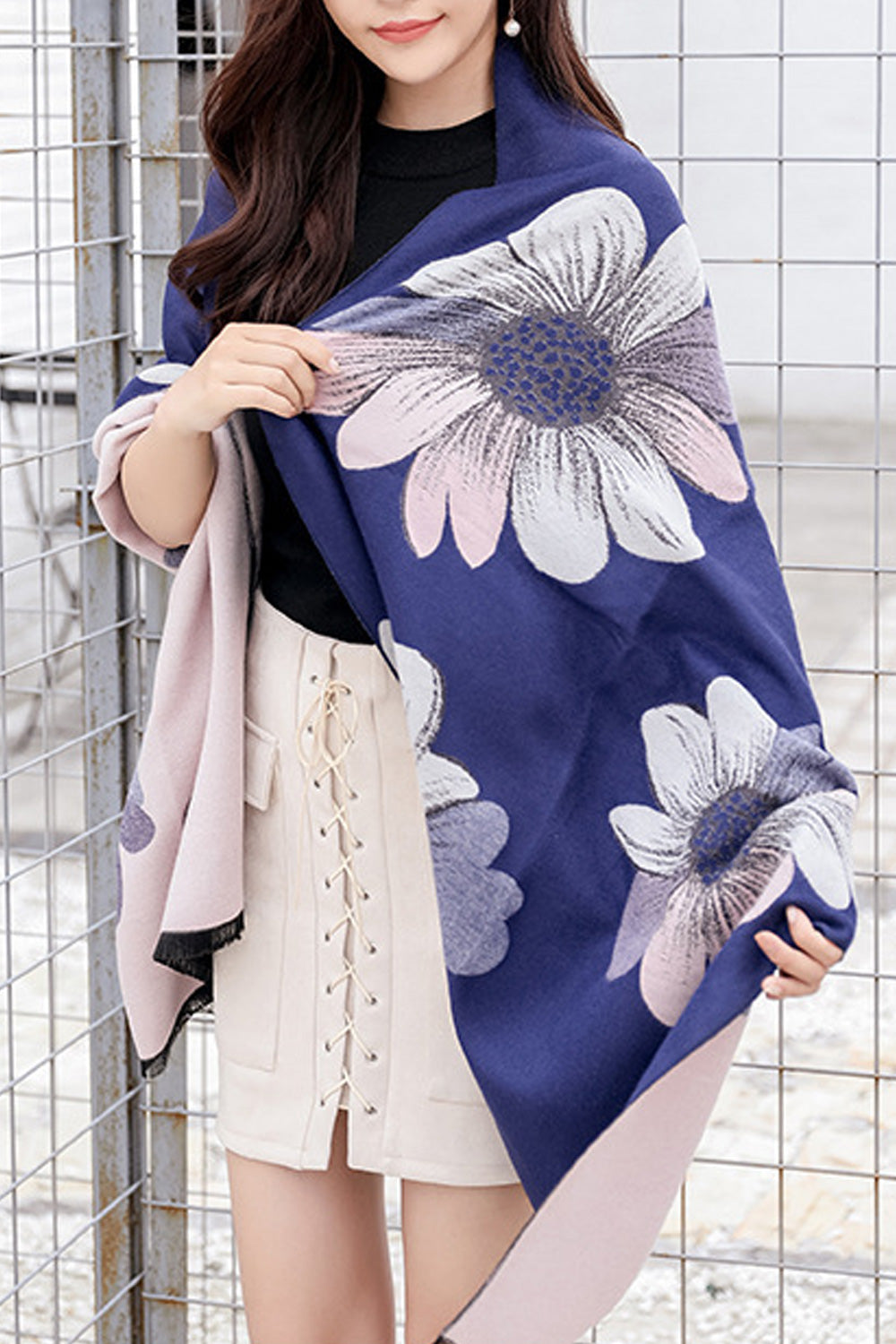 Women Pretty Stylish Floral Printed Warm Comfy Shawl