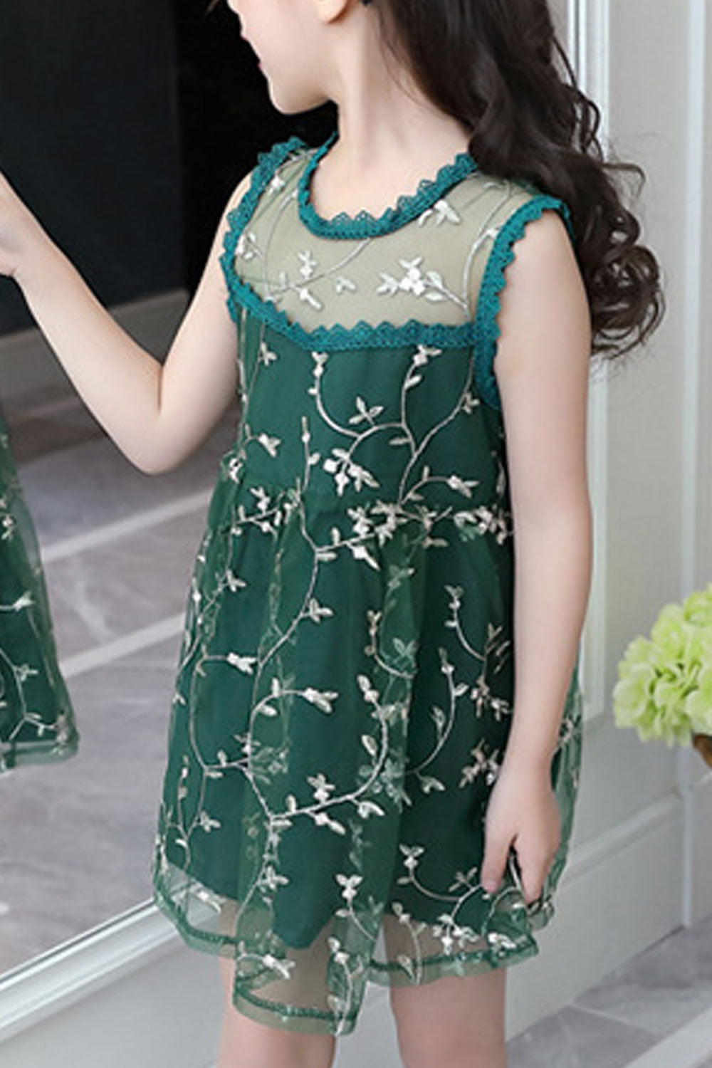 Kids Girls Amazing Floral Embroidery Sleeveless Thin Net Skirt Breathable Dress