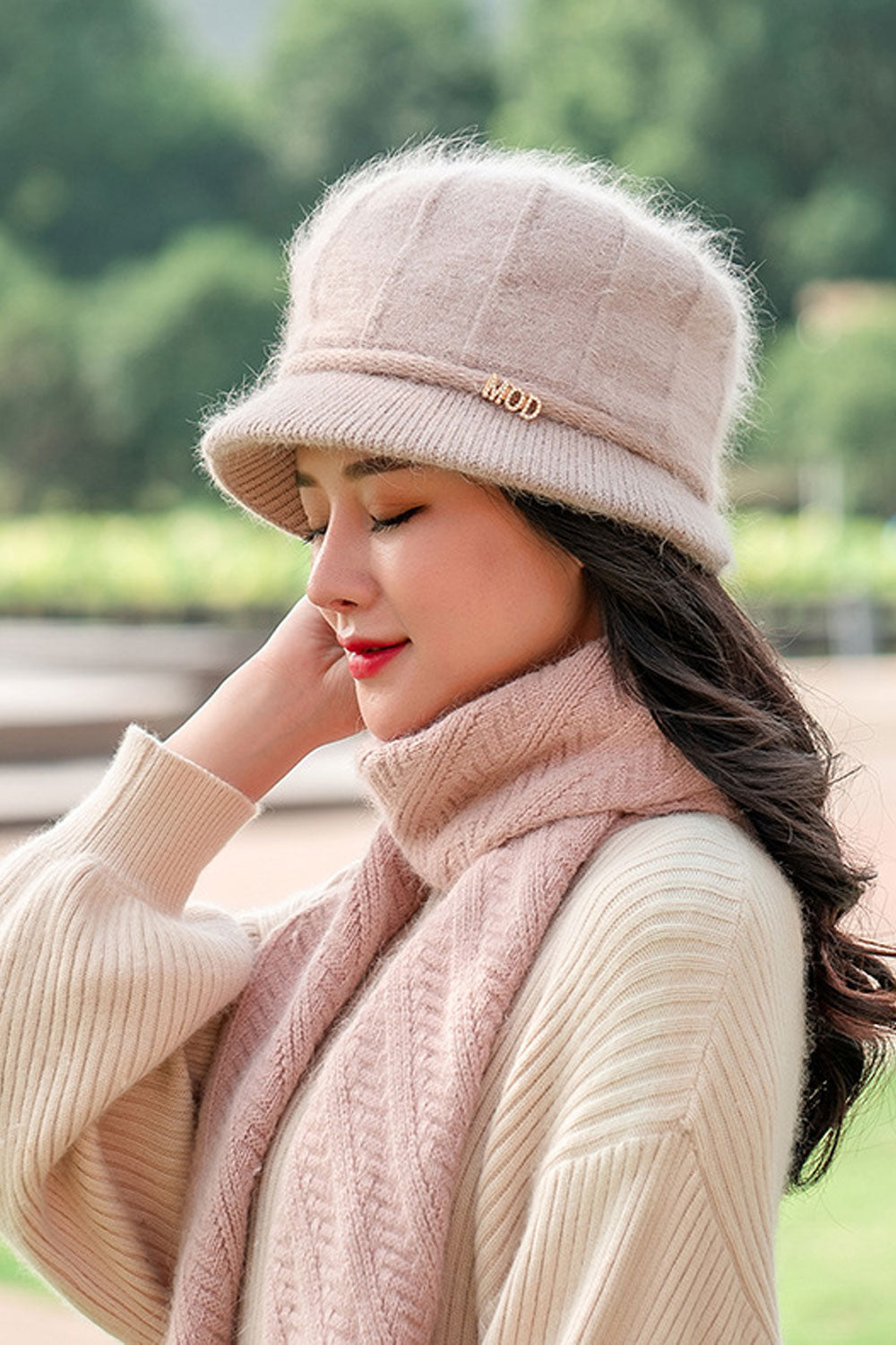 Women Cute Warm Stylish Solid Pattern Earmuffs Winter Beret Hat