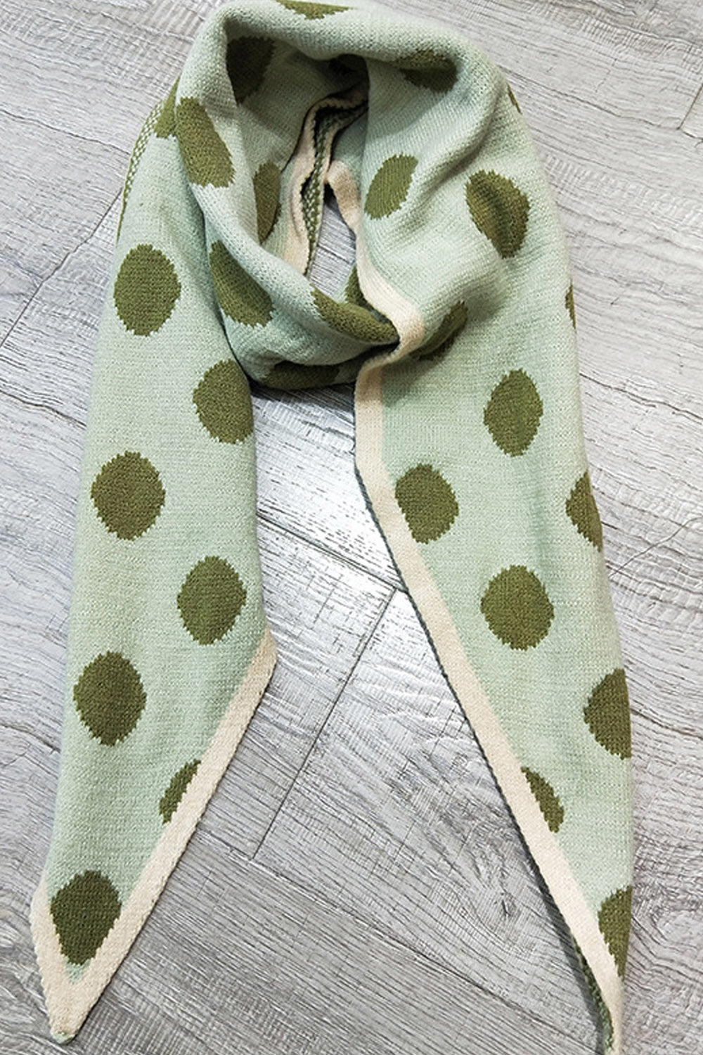 Women Lovely Polka Dotted Thick Fashionable Muffler