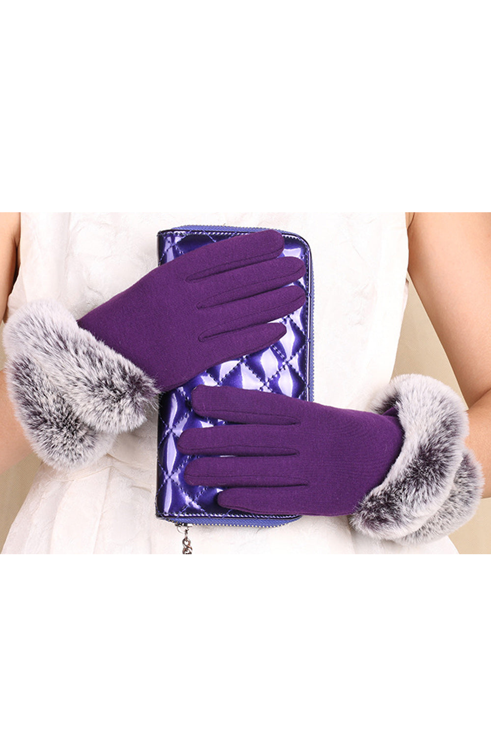 Women Soft Fashionable Solid Pattern Warm Winter Knitted Gloves