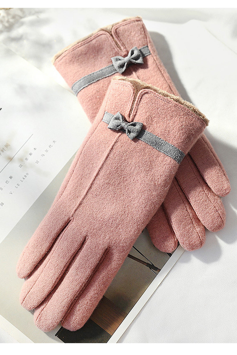 Women Pretty Casual Winter Season Solid Colored Knitted Gloves