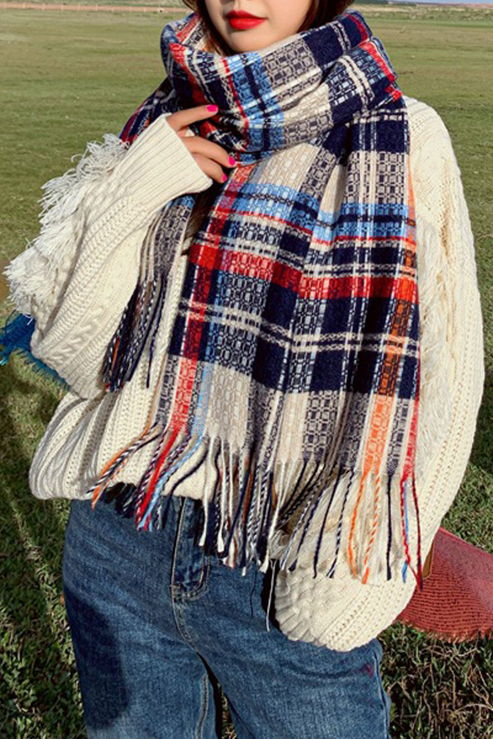 Women Lovely Tassel Decoration Classy Plaid Styled Cozy Muffler