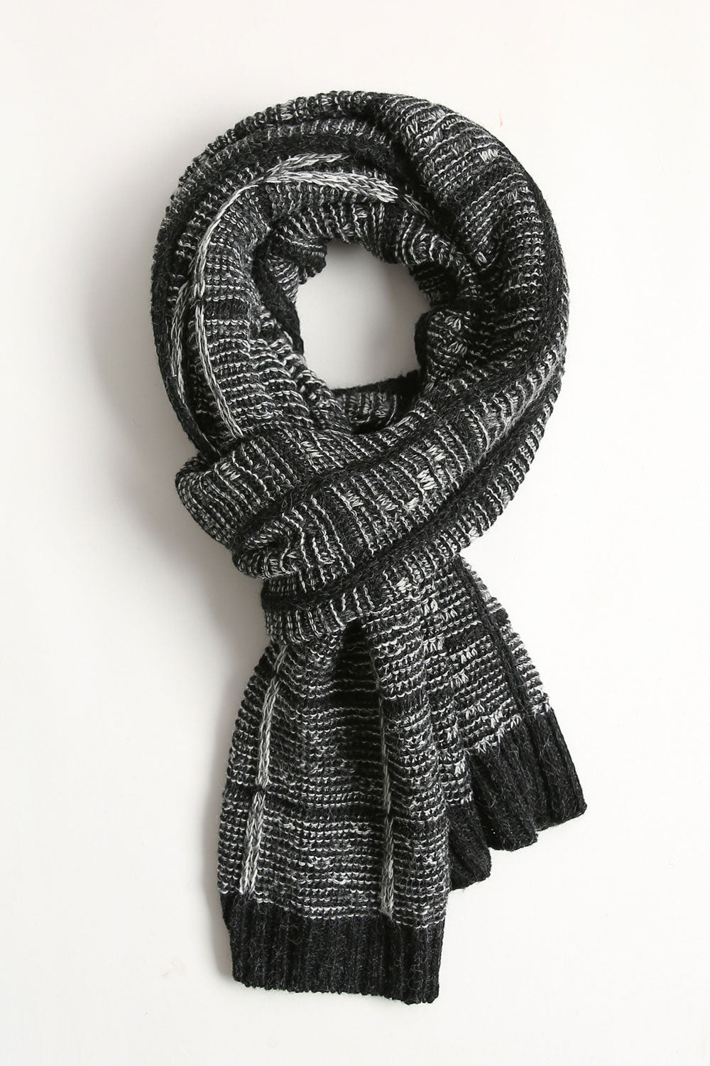 Women Classic Winter Season Cozy Muffler
