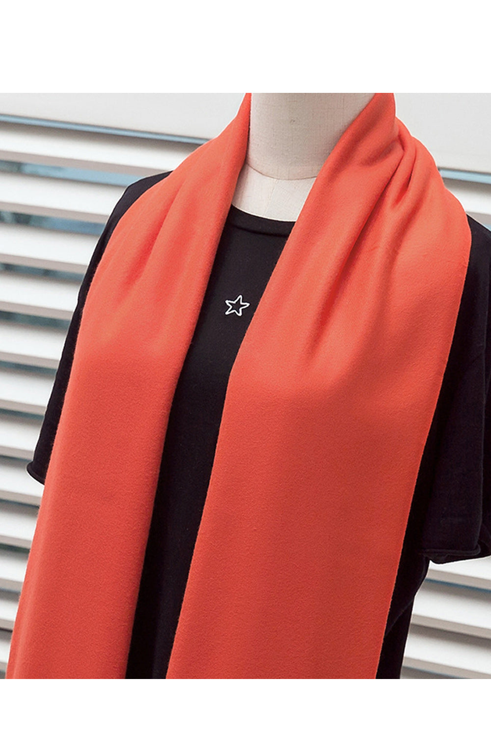 Women Elegant Styled Warm Solid Pattern Beautiful Muffler