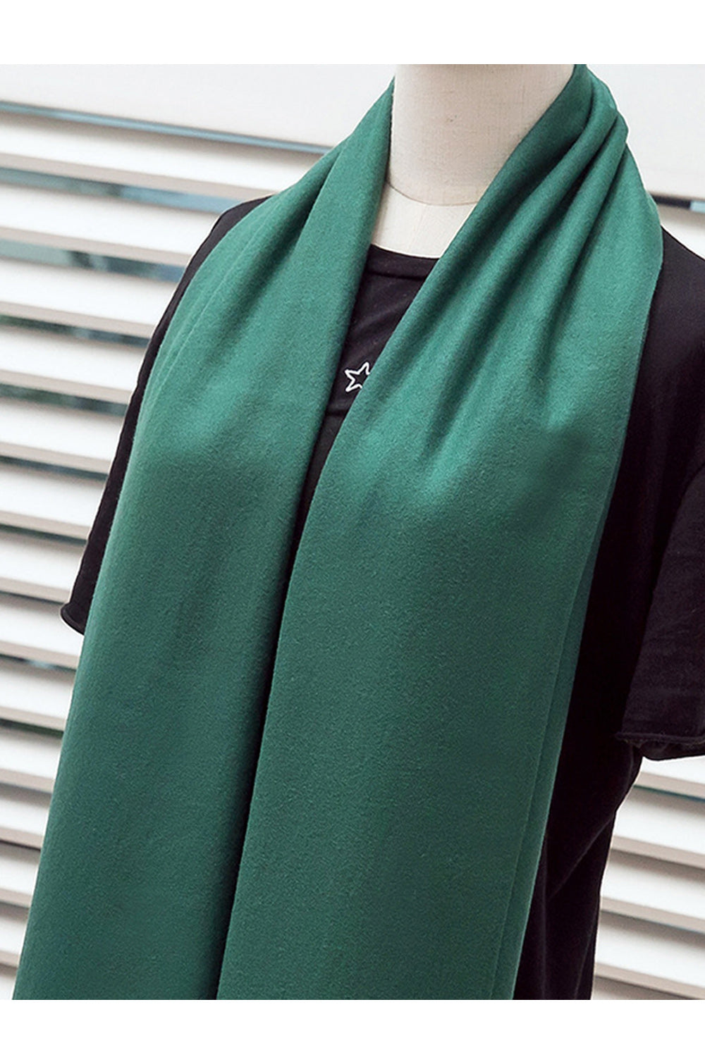 Women Elegant Styled Warm Solid Pattern Beautiful Muffler