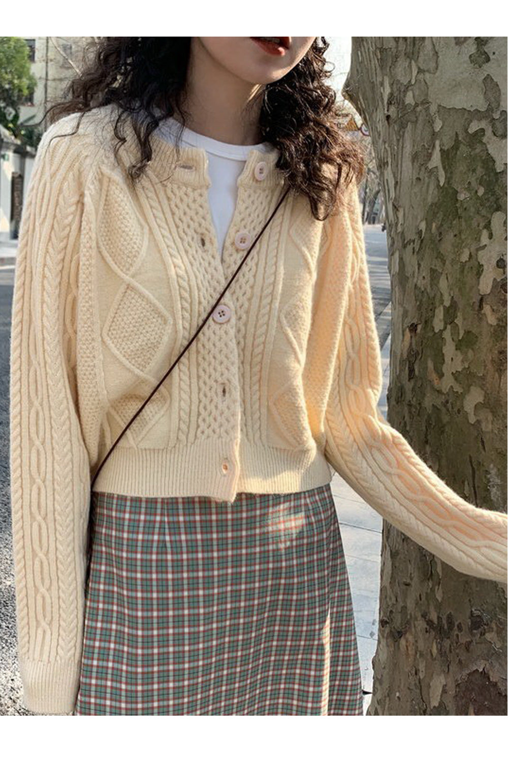 Women Casual Winter Season Soft Long Sleeve Easy Button Closure Cardigan