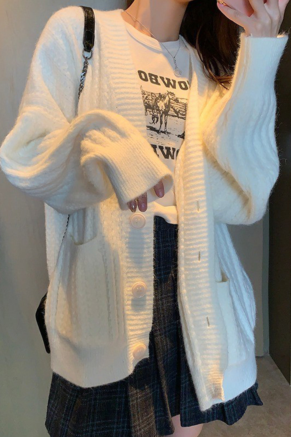 Women Breathable Solid Colored Stylish Warm Winter Cardigan