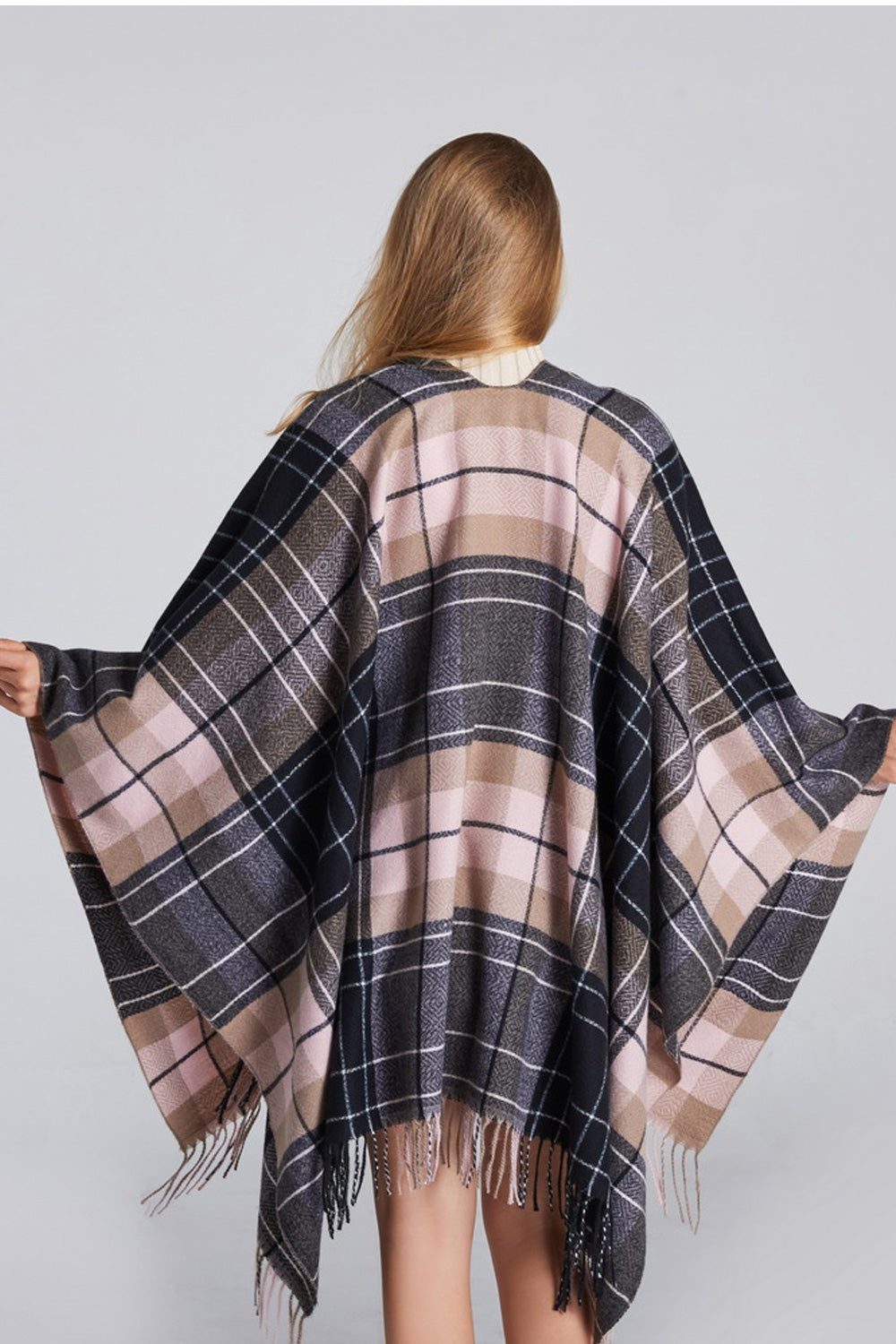 Women Lovely Tassel Decorated Plaid Pattern Winter Season Cozy Shawl