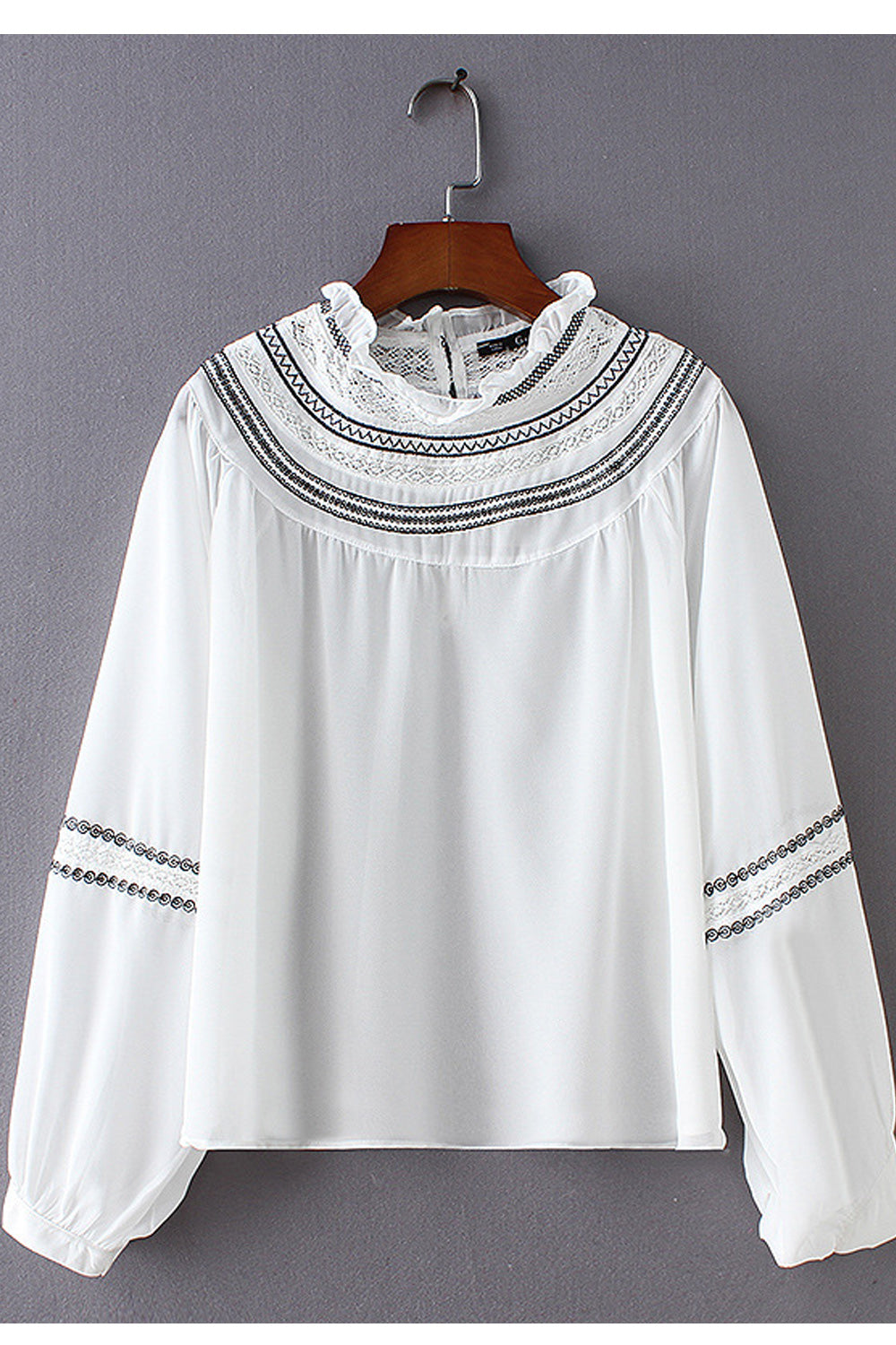 Women Lace Embroidery Round Neck Loose Long Sleeve Sweatshirt