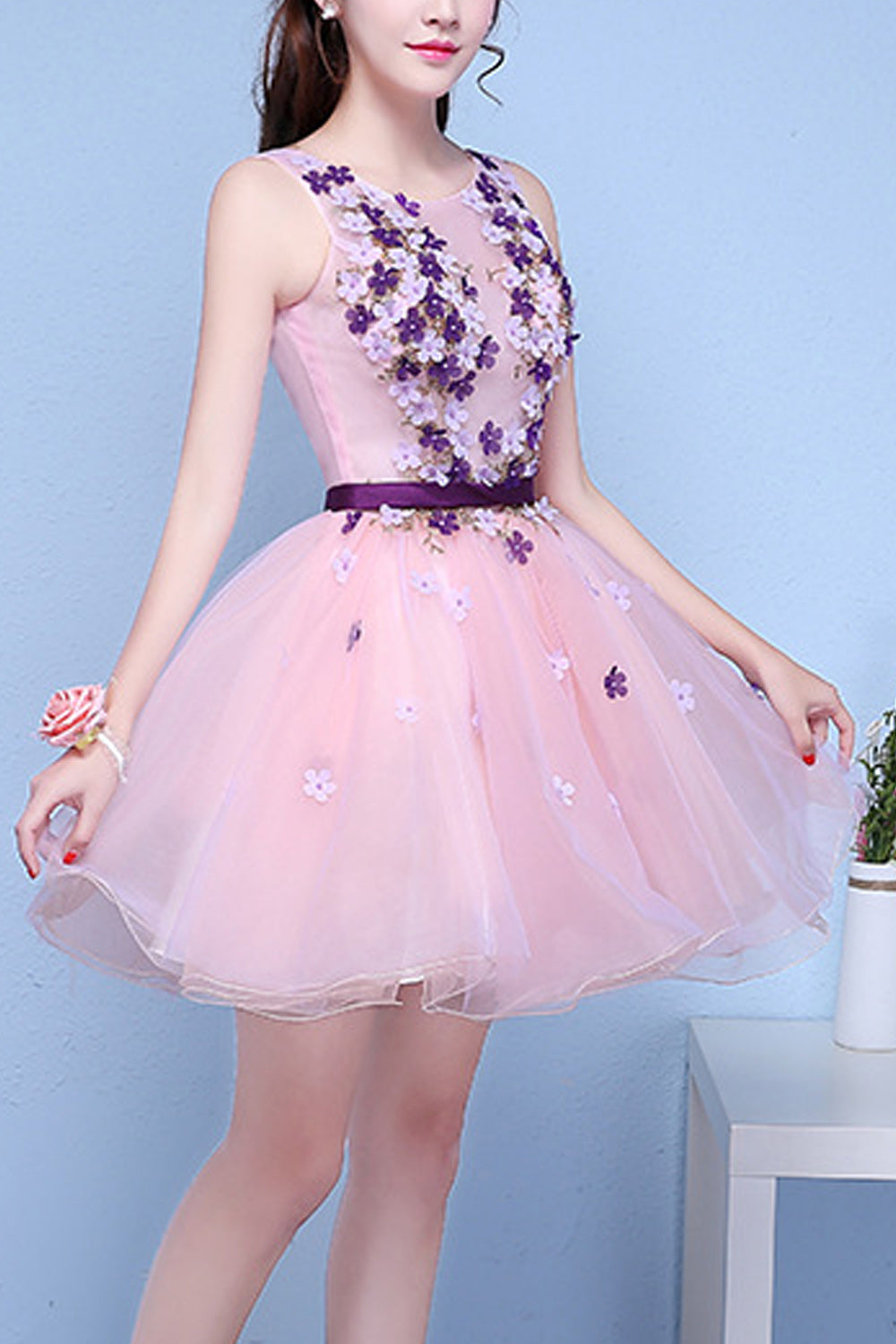 Women Round Neck Flower Decoration Pretty Short Skirt Evening Dress
