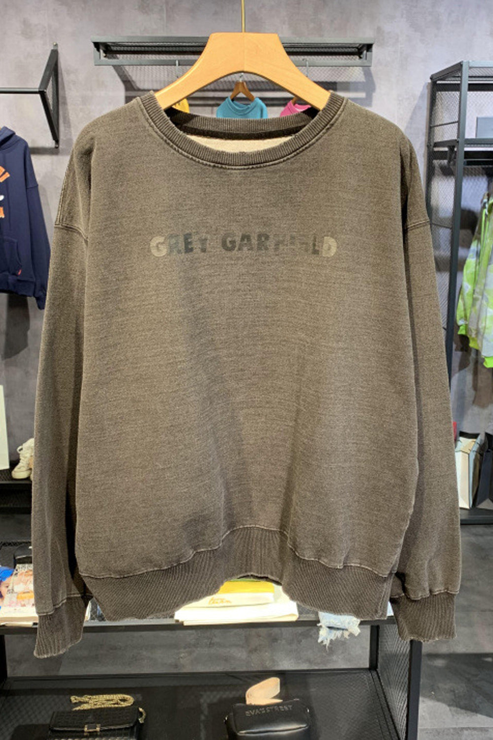 Women Cozy Round Neck Stretchable Solid Pattern Sweatshirt