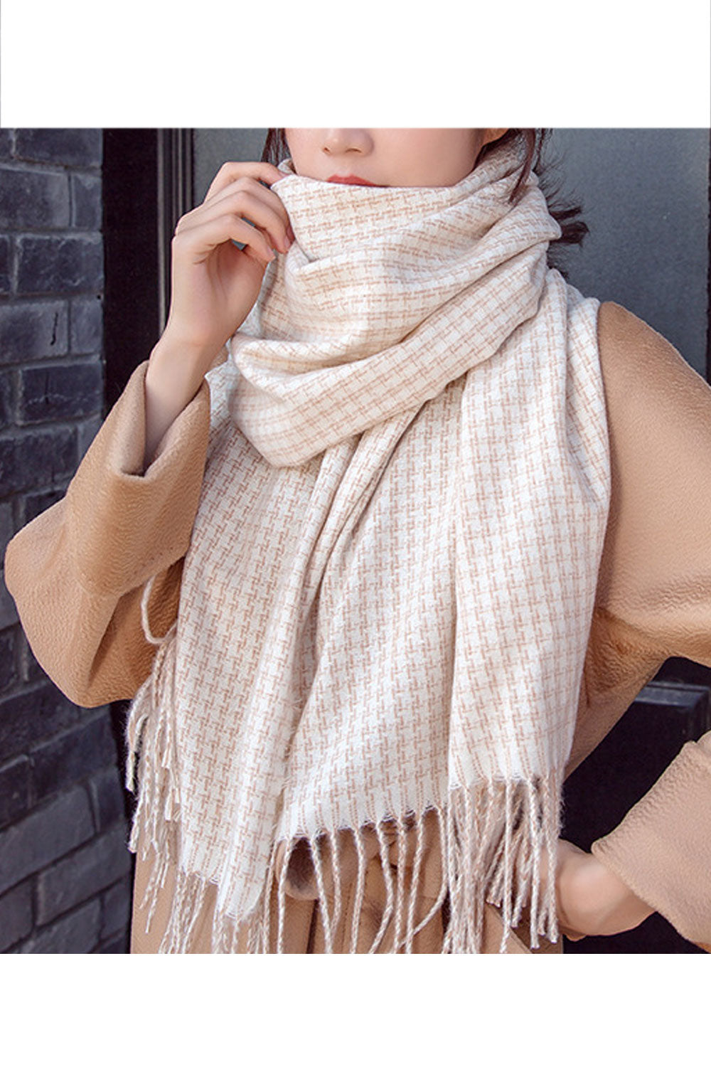 Women Simple Styled Windproof Elegant Cozy Tassel Muffler