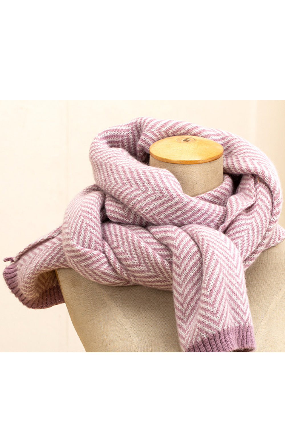 Women Casual Winter Season Solid Pattern Comfortable Muffler